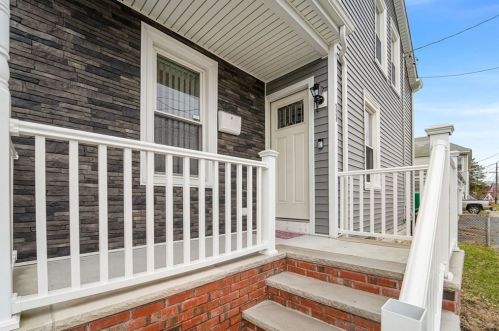 31 Edison St, New Bedford MA  02745-5029 exterior