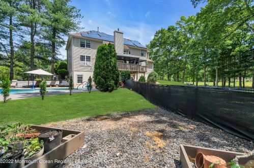 21 Tuscany Dr, Jackson Twp NJ 08527-3168 exterior