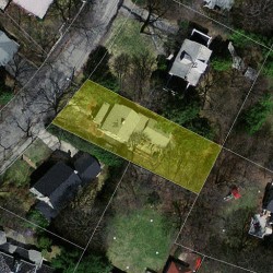 28 Agawam Rd, Newton MA 02468-1303 aerial view