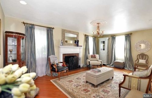 200 Serpentine Rd, Tenafly NJ  07670-2735 exterior