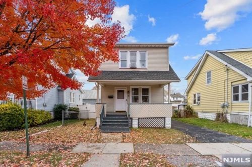 5 Davidson St, Belleville NJ  07109-3207 exterior