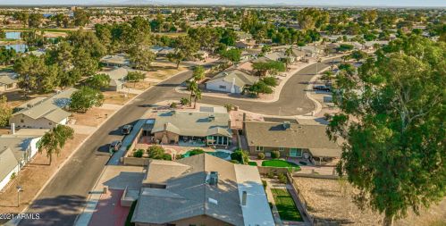 11420 Ahwatukee Dr, Phoenix AZ 85044-3102 exterior