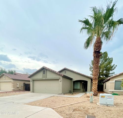 6614 Chickasaw St, Phoenix AZ  85043-5755 exterior