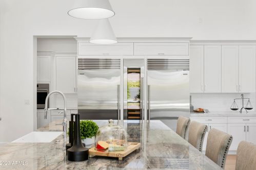 222 Belmont Ave, Phoenix AZ  85021-7229 exterior