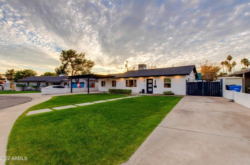 3822 32nd Pl, Phoenix AZ  85018-5001 exterior