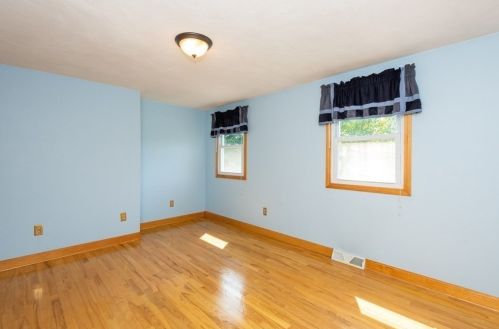 414 Broadway, Lynnfield MA 01940-2341 exterior