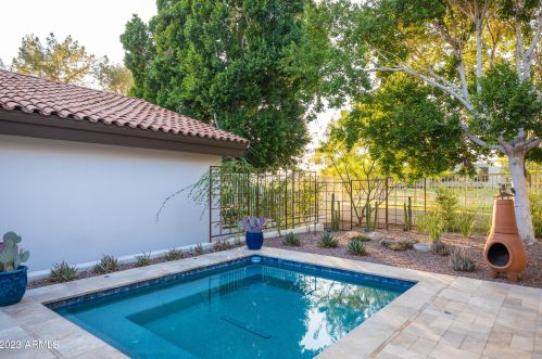 6184 28th Pl, Phoenix AZ  85016-2156 exterior