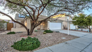 8014 34th Pl, Phoenix, AZ 85042-7257