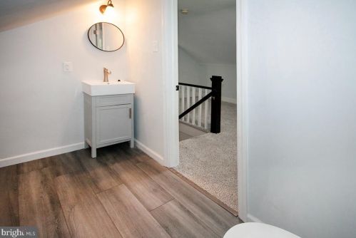 156 Turkey Hill Rd, West Deptford NJ  08093-2312 exterior