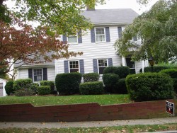 126 Jackson St, Newton, MA 02459-2538