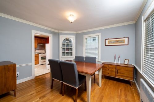 77 Crown St, Milton, MA 02186-1454