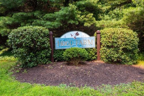 3 Hood Farm Rd, Ipswich, MA 01938-1066