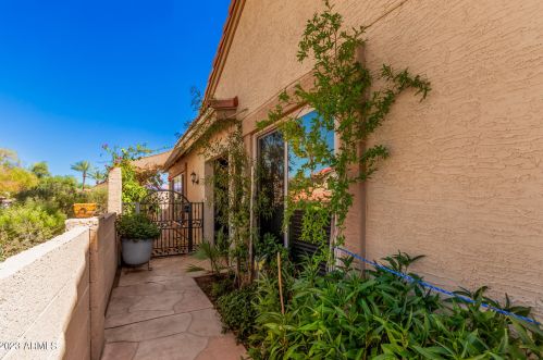 13639 42 Pl, Phoenix AZ 85032-2231 exterior