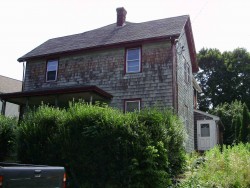 83 Faxon St, Newton, MA 02458-1034