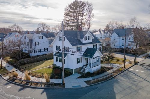 124 Elm Ave, Quincy MA 02170-2939 exterior