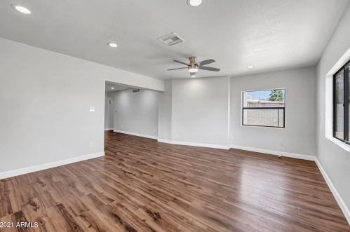 19245 17th Dr, Phoenix AZ  85027-5309 exterior