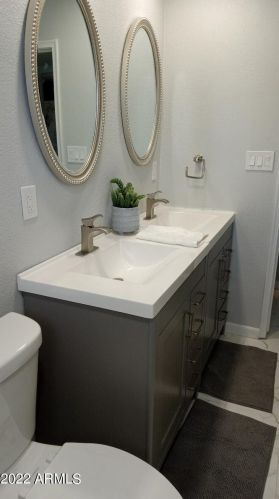 519 El Camino Dr, Phoenix AZ 85051-4627 exterior