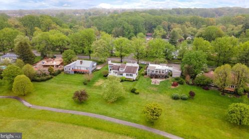 11102 Willow Bottom Dr, Columbia MD 21044-1069 exterior