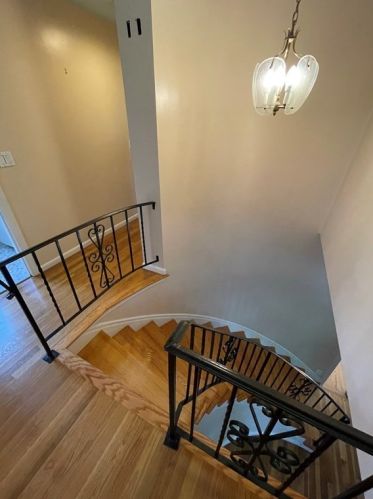 327 Dedham St, Newton MA 02461-2108 exterior