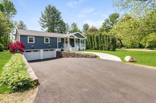 405 Main St, Lynnfield MA 01940-2559 exterior