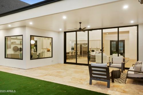 222 Belmont Ave, Phoenix AZ  85021-7229 exterior