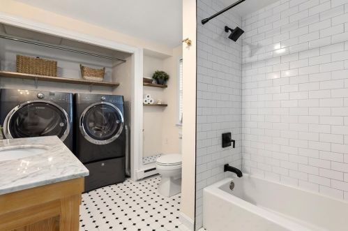 277 Haverhill St, North Reading MA 01864-1452 exterior