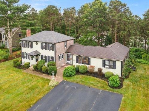 51 Welton Dr, Plymouth, MA 02360-6811