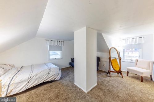 20 Beech Pl, West Deptford NJ 08096-3301 exterior