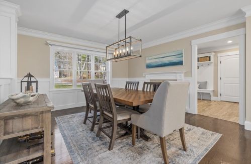 54 Cushing St, Hingham MA 02043-3625 exterior