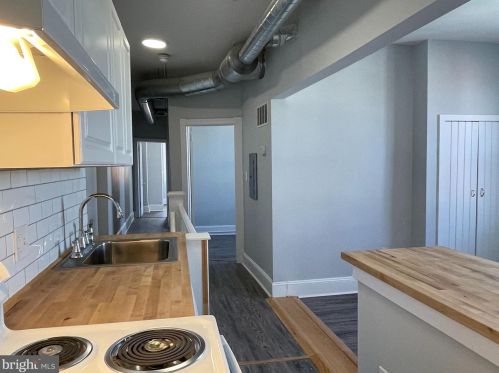 1815 20 St, Philadelphia PA 19145-2048 exterior