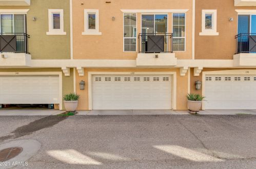 22125 29th Ave, Phoenix AZ  85027-1778 exterior