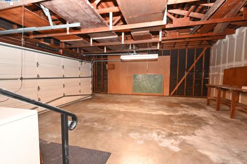 14297 Tiburon Rd, San Leandro CA 94577-6536 exterior