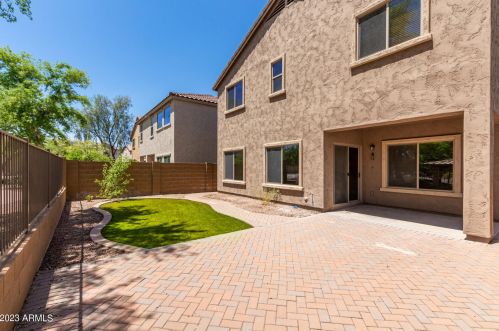 2225 Beverly Ln, Phoenix, AZ 85022-2912