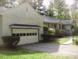 194 Grant Ave, Newton, MA 02459-2015