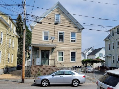 67 Winsor St, New Bedford MA 02744-1843 exterior