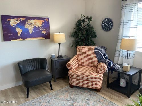 4240 Bluefield Ave, Phoenix AZ 85032-1419 exterior