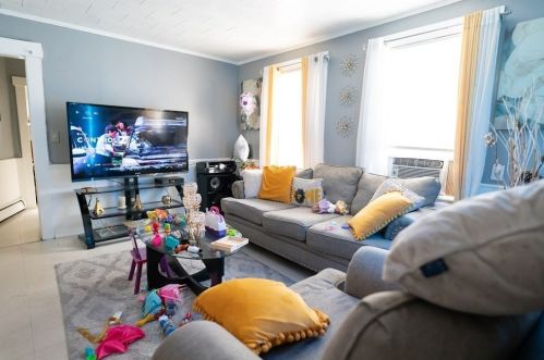 193 Union St, Lawrence MA 01843-1609 exterior