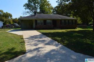 877 Twin Lake Dr, Birmingham, AL 35215-6514