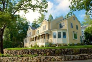 9 Wachusett Rd, Needham MA  02492-3922 exterior