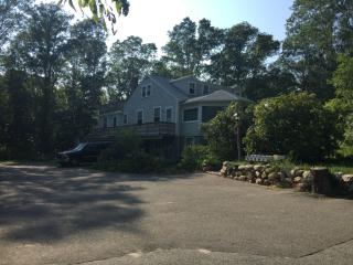 32 Falmouth Hwy, Falmouth MA  02540-3000 exterior