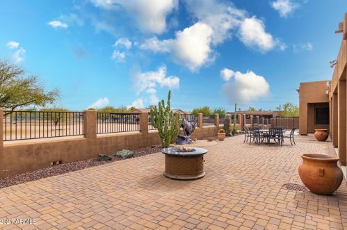 37405 16 St, Phoenix AZ 85086-6479 exterior