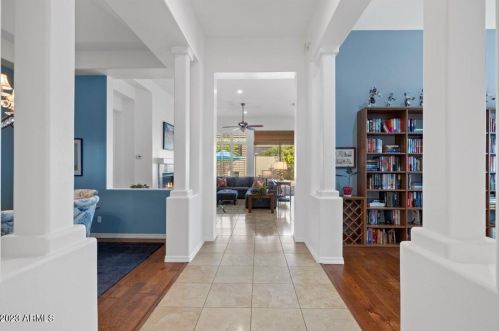 3818 Crest Ln, Phoenix, AZ 85050-5470