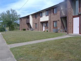 1008 Columbia Ave, Tompkinsville KY  42167-1244 exterior