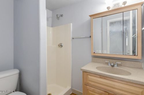 1501 Edgemont Ave, Phoenix AZ 85035-1808 exterior