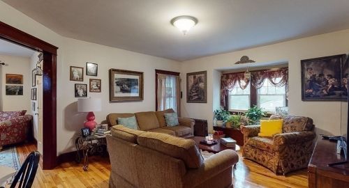 25 Circuit Ave, Worcester MA 01603-2159 exterior