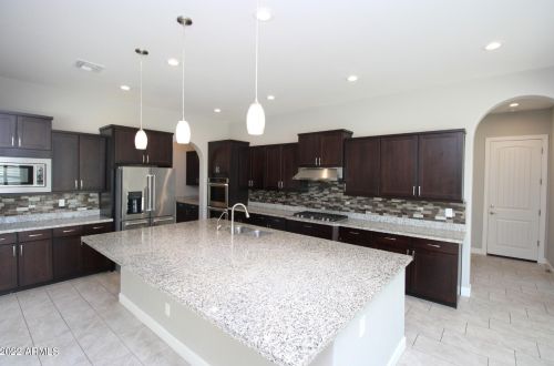 7704 29th Pl, Phoenix AZ  85042-7138 exterior