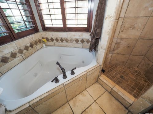 2161 Lorita Way, Sandy UT 84093-6514 exterior