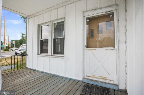 1943 Cooper St, West Deptford NJ 08096-3810 exterior