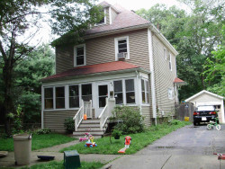 41 Champa St, Newton, MA 02464-1224