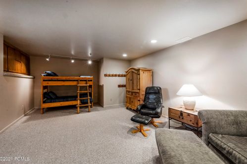 2161 Fenchurch Dr, Park City UT 84060-7822 exterior